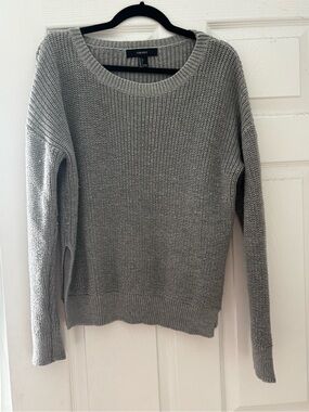 Forever 21 Light Gray Knit Crewneck Sweater